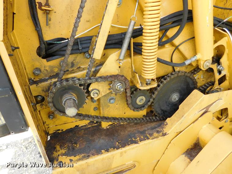 image for item DB9484 2007 Vermeer 605M round baler