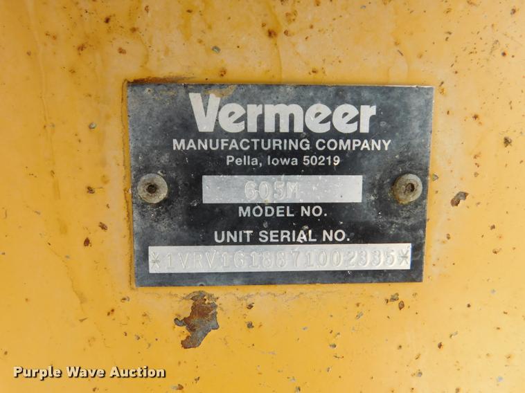 image for item DB9484 2007 Vermeer 605M round baler