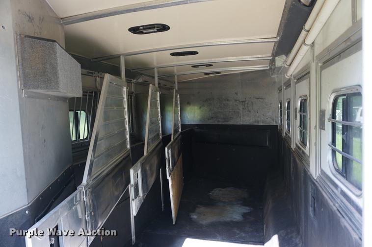 image for item DH9309 2009 Hart U4HG Ultimate horse trailer