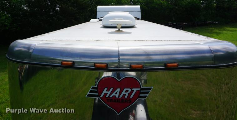 image for item DH9309 2009 Hart U4HG Ultimate horse trailer