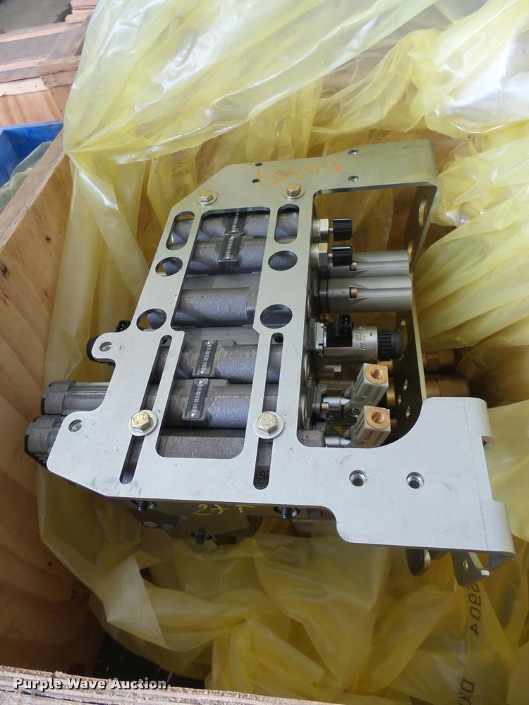 image for item DH9597 (2) four dist SRT2 2MEC