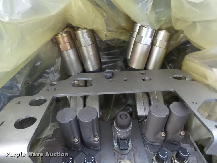 image for item DH9598 Four dist SRT2 4MEC