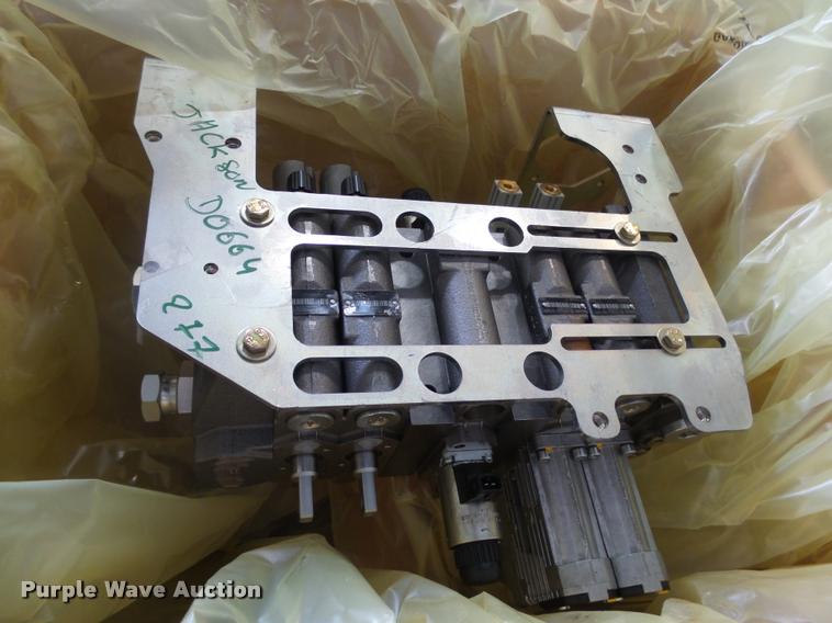 image for item DH9599 (2) four dist SRT2 4EL