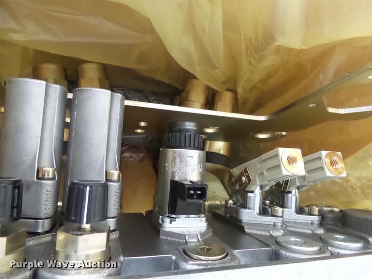 image for item DH9599 (2) four dist SRT2 4EL