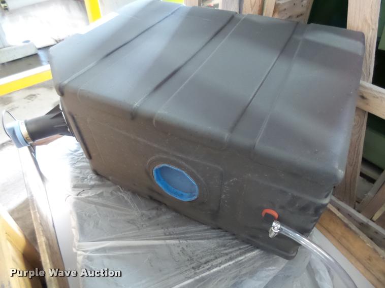 image for item DH9602 (2) DEF tanks