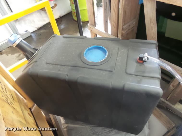 image for item DH9602 (2) DEF tanks