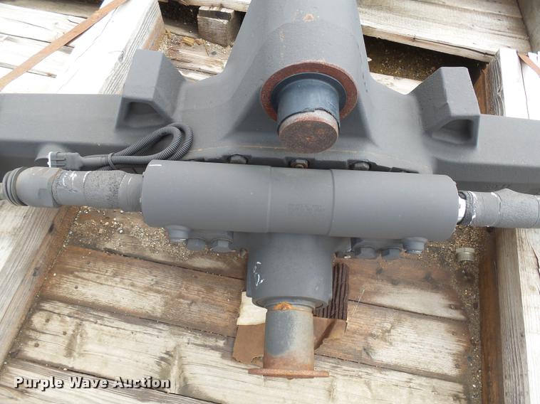 image for item DH9605 Dana axle