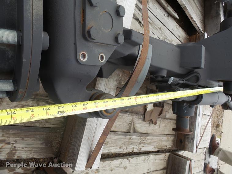 image for item DH9605 Dana axle