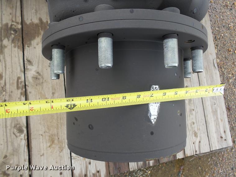 image for item DH9608 Dana axle