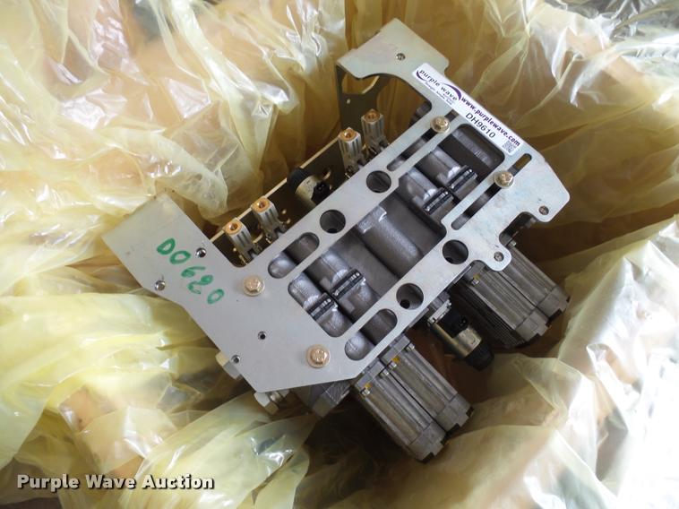 image for item DH9610 Four dist SRT2 4EL