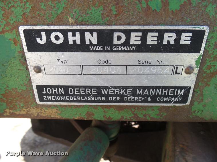 image for item DH9654 John Deere 2040 tractor