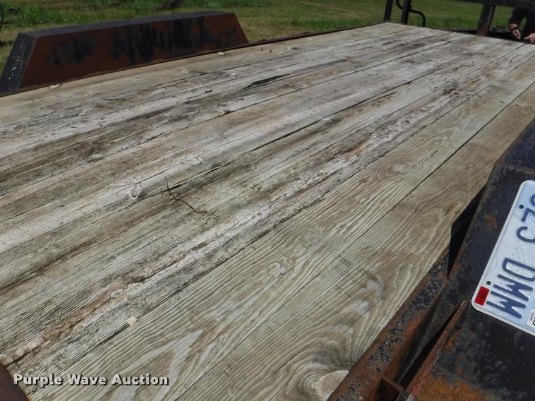 image for item DJ9181 1997 Starlite equipment trailer