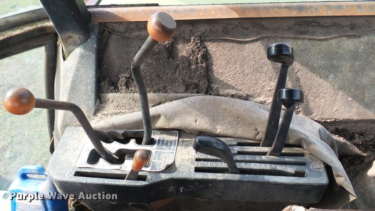 image for item DO9647 1975 John Deere 4430 tractor