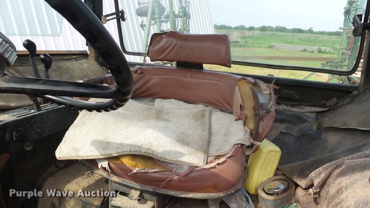 image for item DO9647 1975 John Deere 4430 tractor