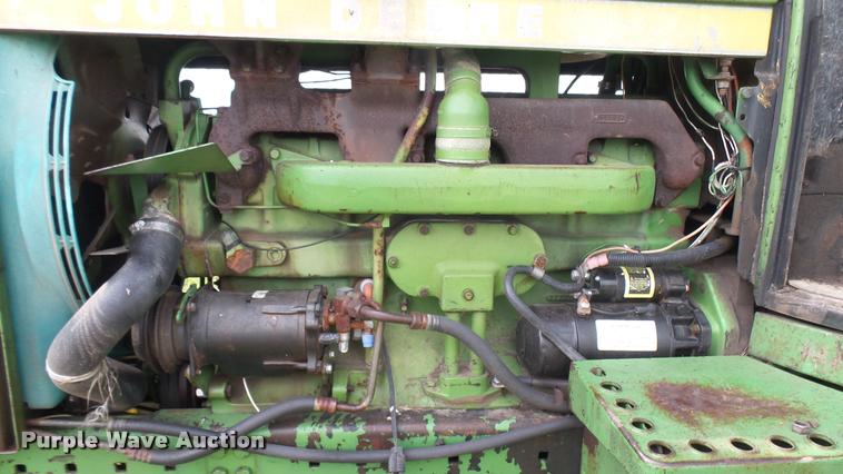 image for item DO9647 1975 John Deere 4430 tractor