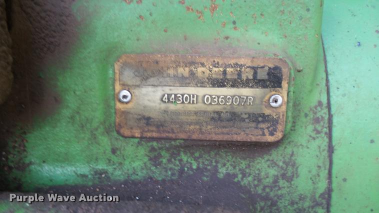 image for item DO9647 1975 John Deere 4430 tractor