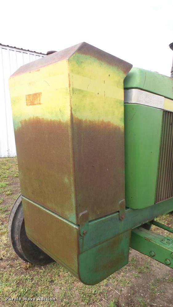 image for item DO9647 1975 John Deere 4430 tractor