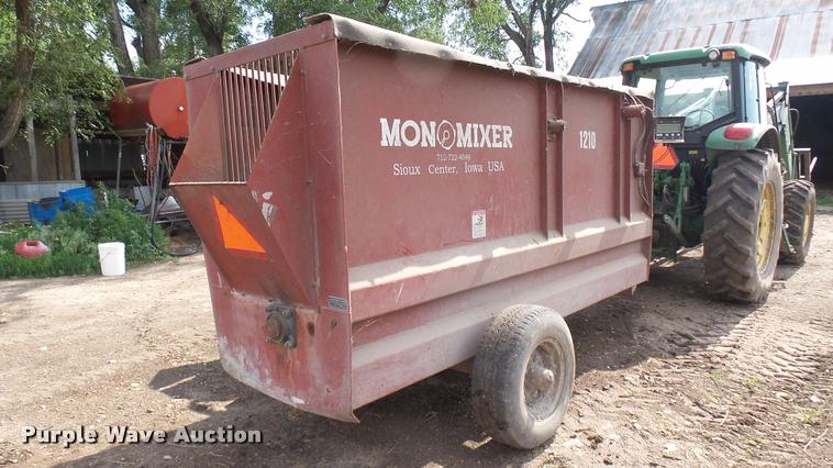 image for item DO9648 Monomixer 1210 feed/mixer wagon