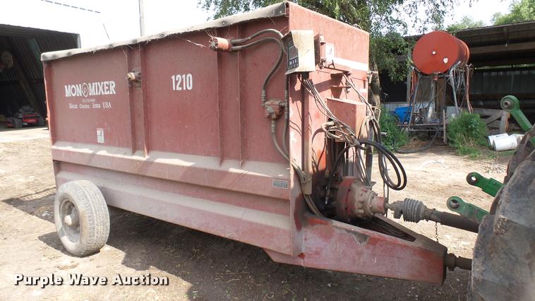image for item DO9648 Monomixer 1210 feed/mixer wagon