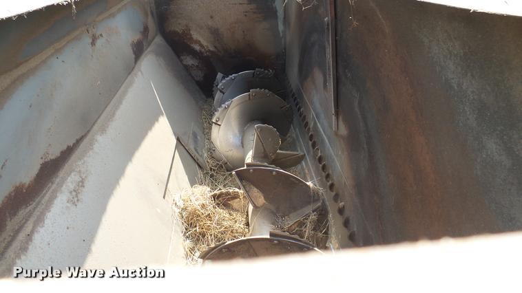 image for item DO9648 Monomixer 1210 feed/mixer wagon