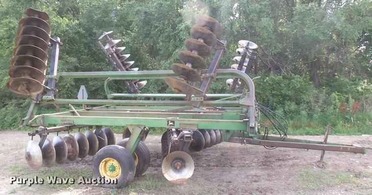 image for item DO9649 John Deere 0235 disk