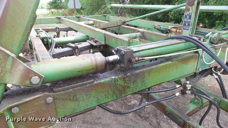 image for item DO9649 John Deere 0235 disk