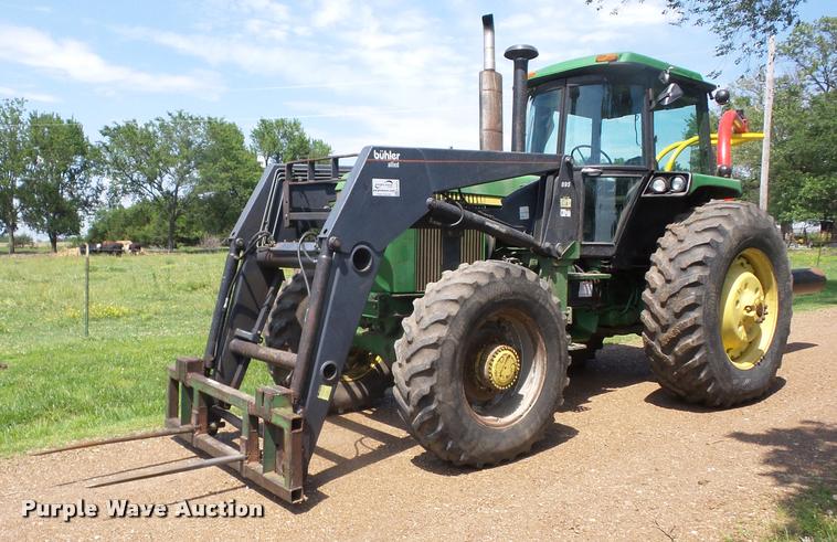 image for item K6472 1983 John Deere 4450 MFWD tractor