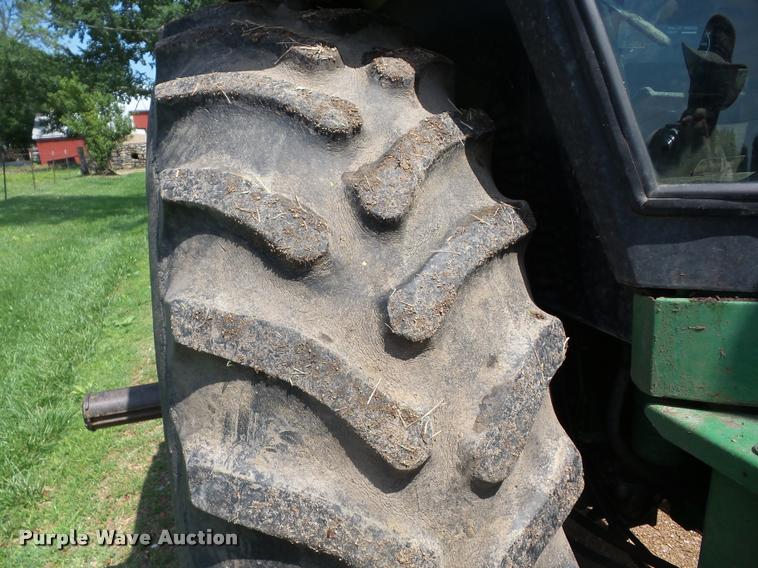 image for item K6472 1983 John Deere 4450 MFWD tractor