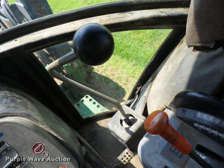 image for item K6472 1983 John Deere 4450 MFWD tractor