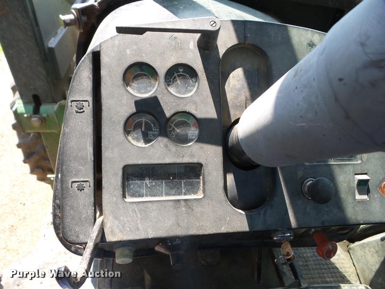 image for item K6472 1983 John Deere 4450 MFWD tractor