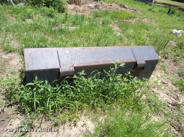 image for item K6472 1983 John Deere 4450 MFWD tractor