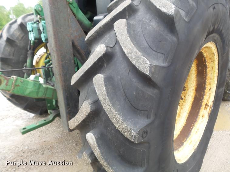 image for item K7637 1999 John Deere 6410 MFWD tractor