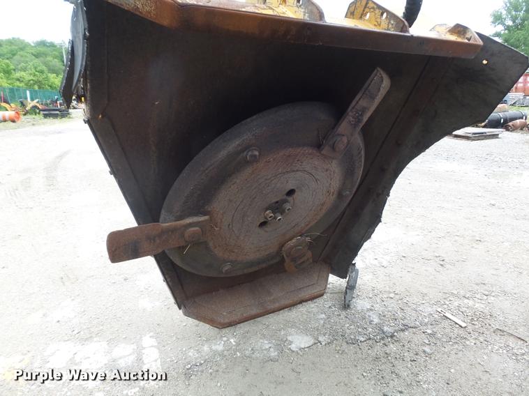 image for item K7637 1999 John Deere 6410 MFWD tractor