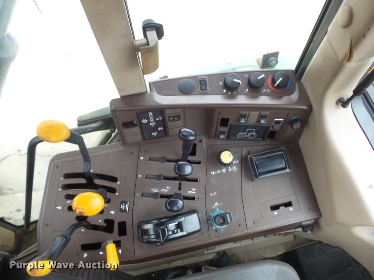 image for item K7637 1999 John Deere 6410 MFWD tractor