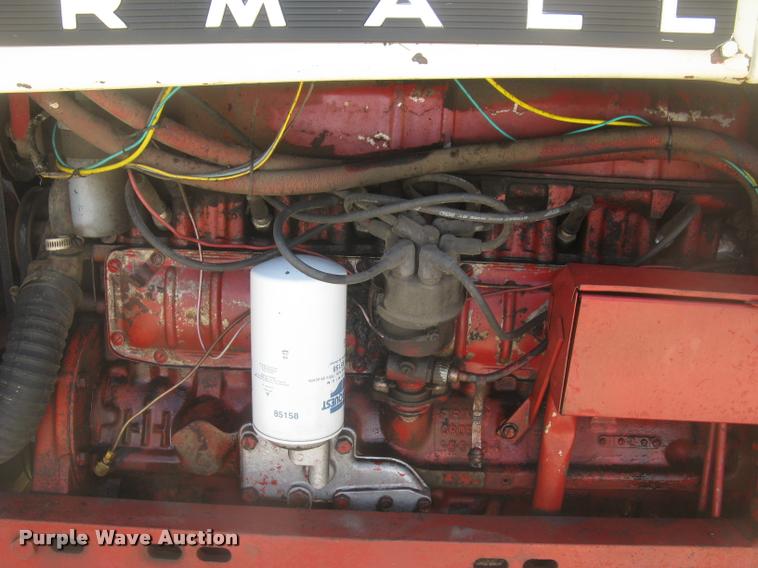 image for item L2330 Farmall 706 tractor