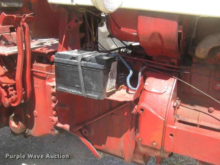 image for item L2330 Farmall 706 tractor