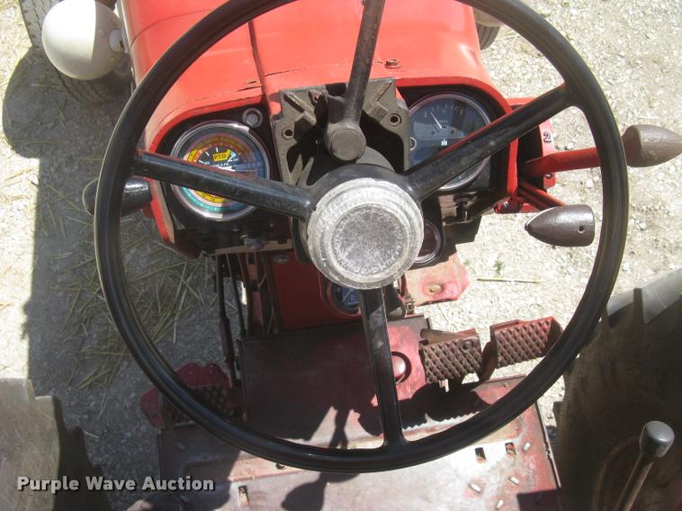 image for item L2330 Farmall 706 tractor