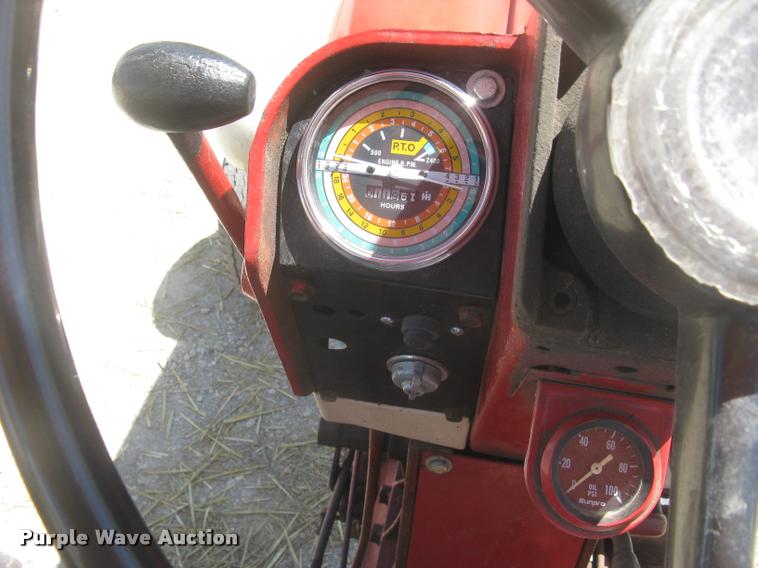 image for item L2330 Farmall 706 tractor