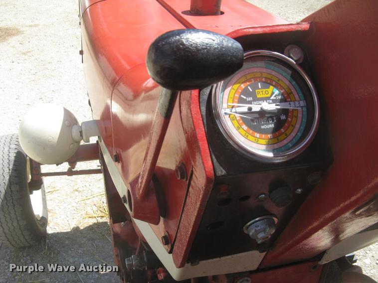 image for item L2330 Farmall 706 tractor