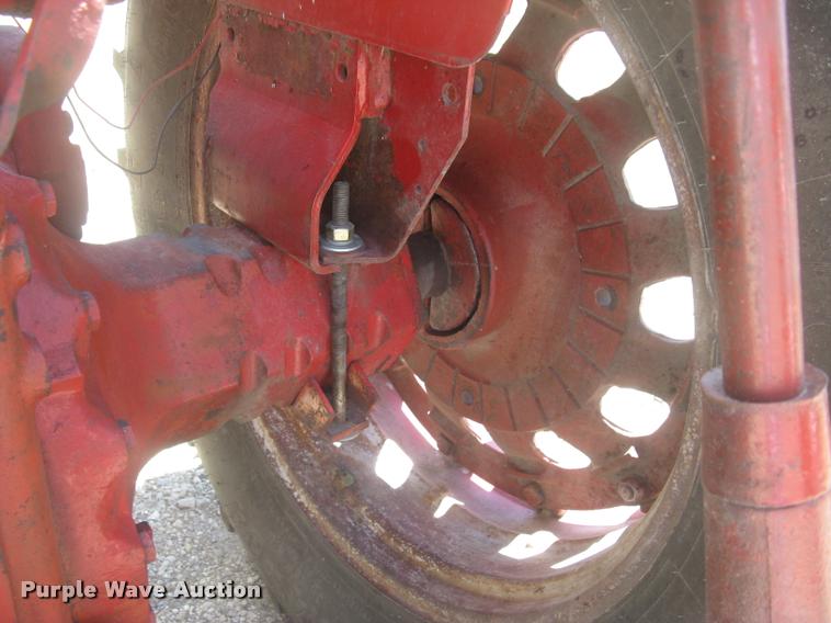 image for item L2330 Farmall 706 tractor