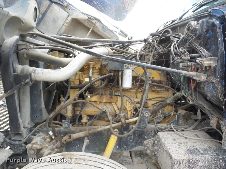 image for item BS9478 1992 Ford LTL9000 semi truck