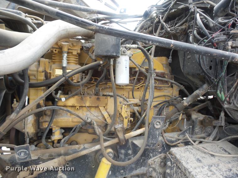 image for item BS9478 1992 Ford LTL9000 semi truck