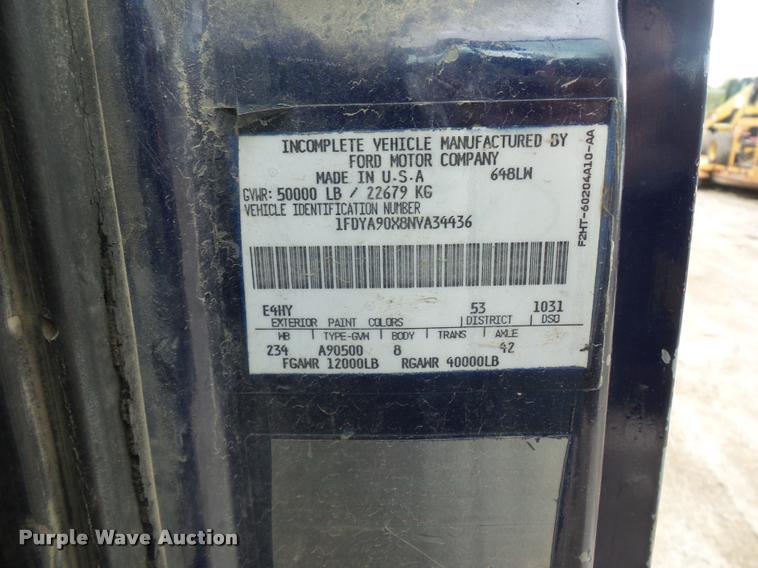 image for item BS9478 1992 Ford LTL9000 semi truck