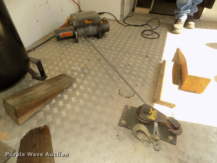 image for item DA0711 2002 Vintage enclosed car trailer