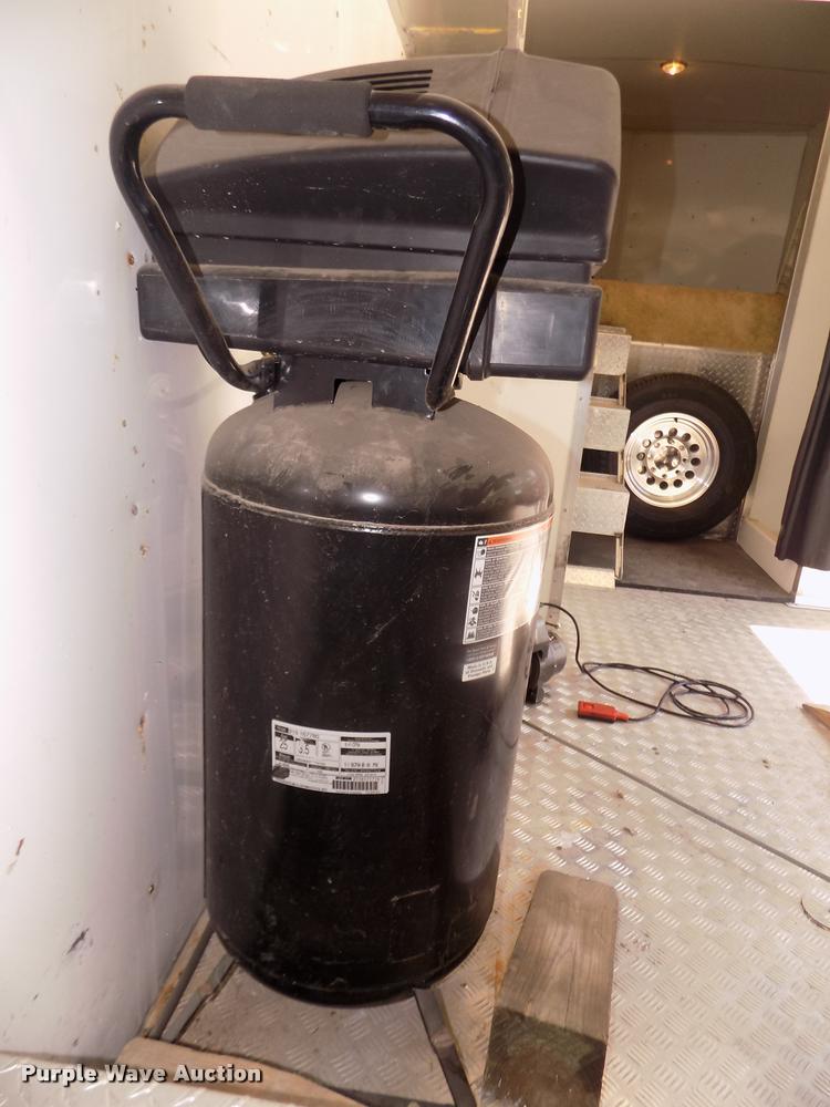 image for item DA0711 2002 Vintage enclosed car trailer