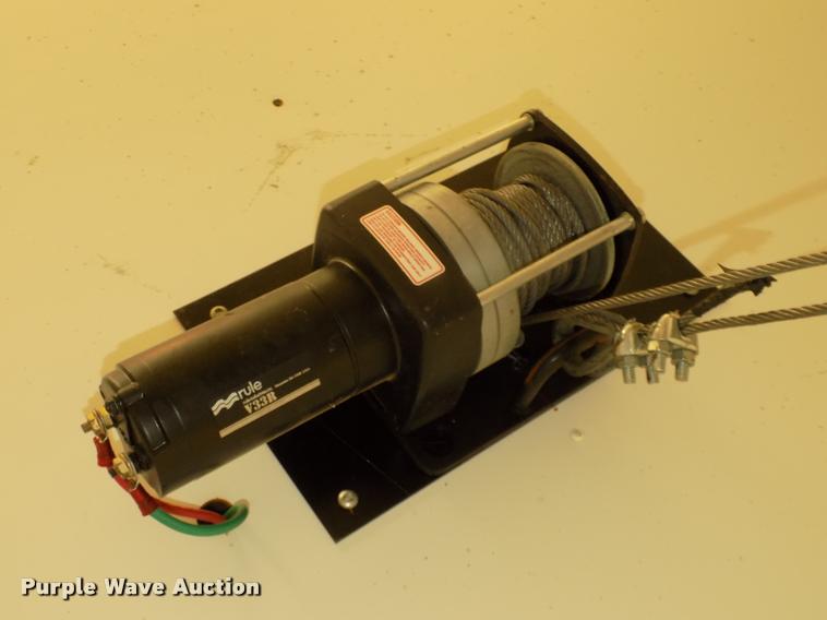 image for item DA0711 2002 Vintage enclosed car trailer