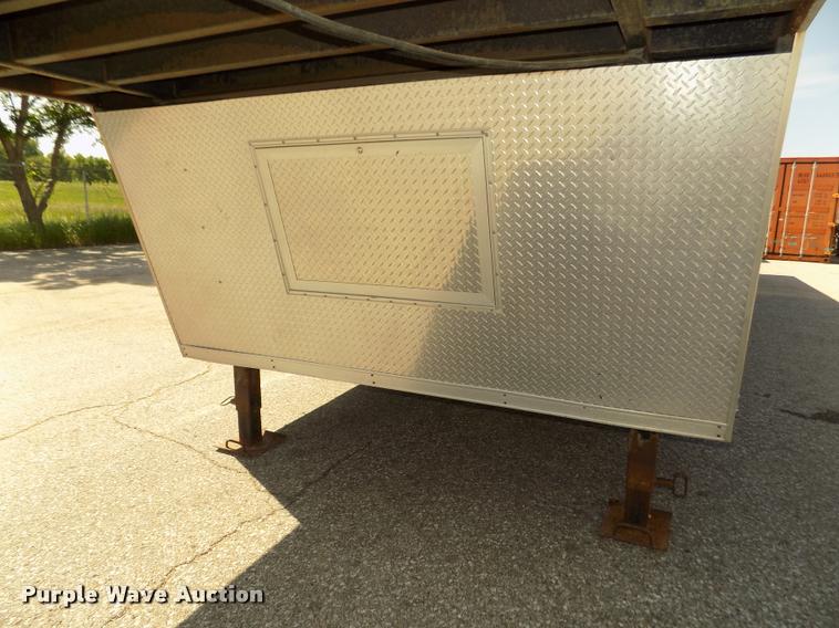image for item DA0711 2002 Vintage enclosed car trailer