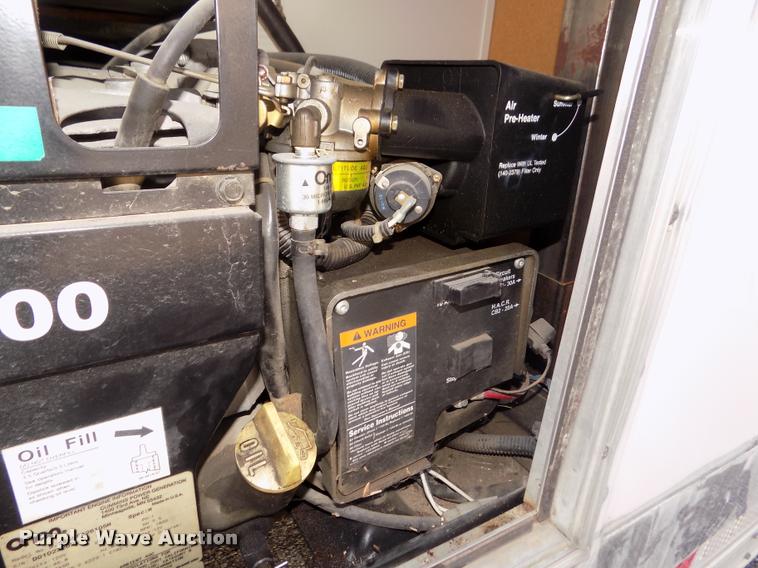 image for item DA0711 2002 Vintage enclosed car trailer