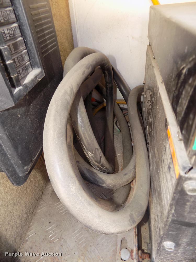 image for item DA0711 2002 Vintage enclosed car trailer