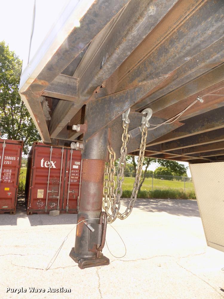 image for item DA0711 2002 Vintage enclosed car trailer